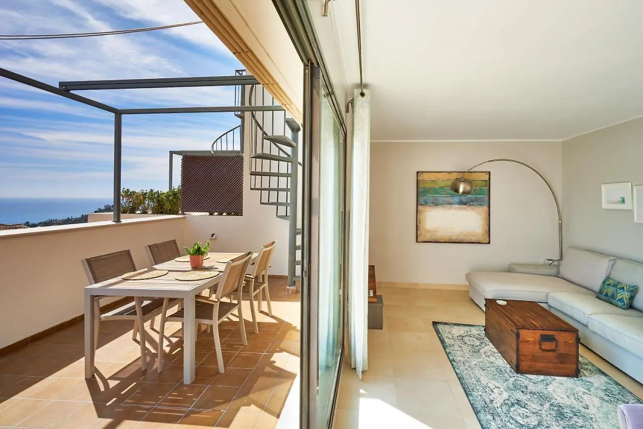 Sea View Penthouse, Pool, Privacy, Benalmadena Apartment Spain