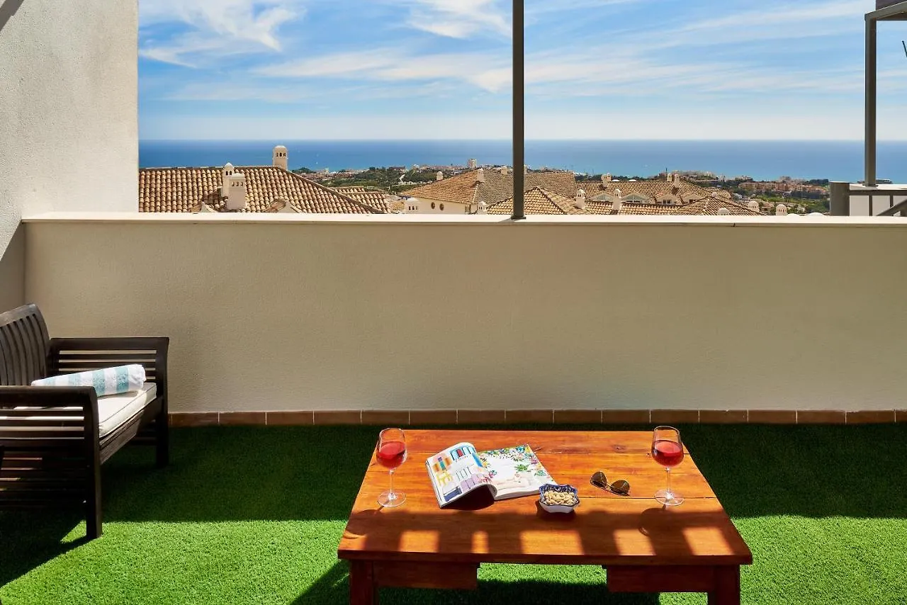 Sea View Penthouse, Pool, Privacy, Benalmadena Apartment Spain