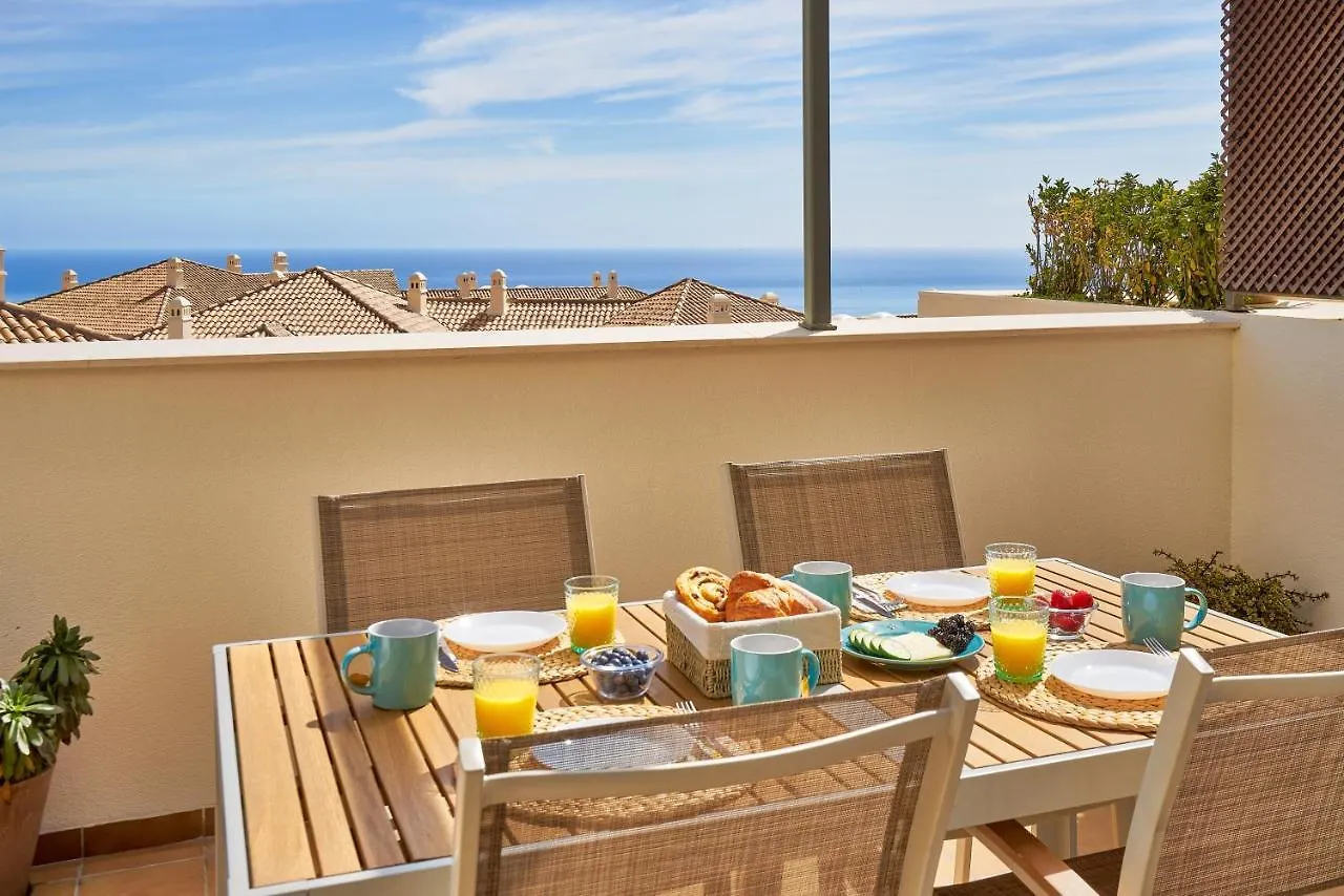 Sea View Penthouse, Pool, Privacy, Benalmadena Apartment